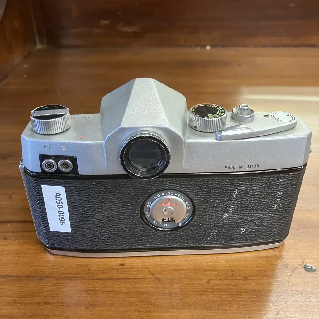 Mamiya Prismat NP 35mm Film SLR Camera With Canon OM 50mm 1:1.9 Lens Image 1++