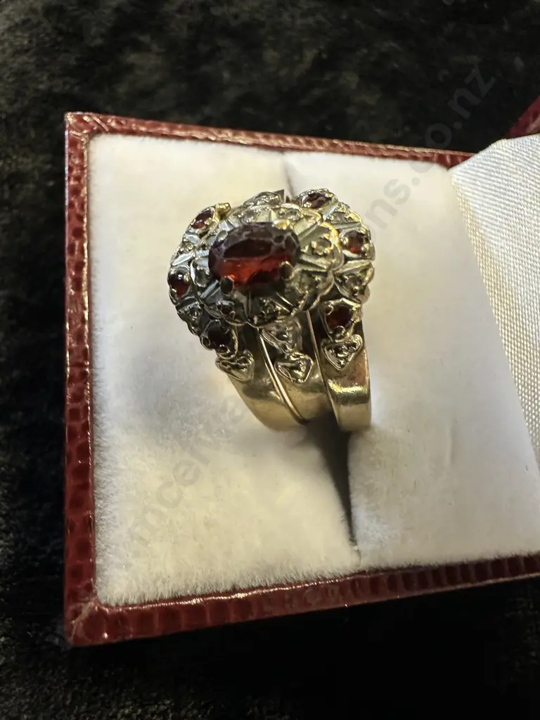 9ct Gold Trio Set With Garnet & Diamonds Stamped 375 (One Ring Damaged) Image 1++