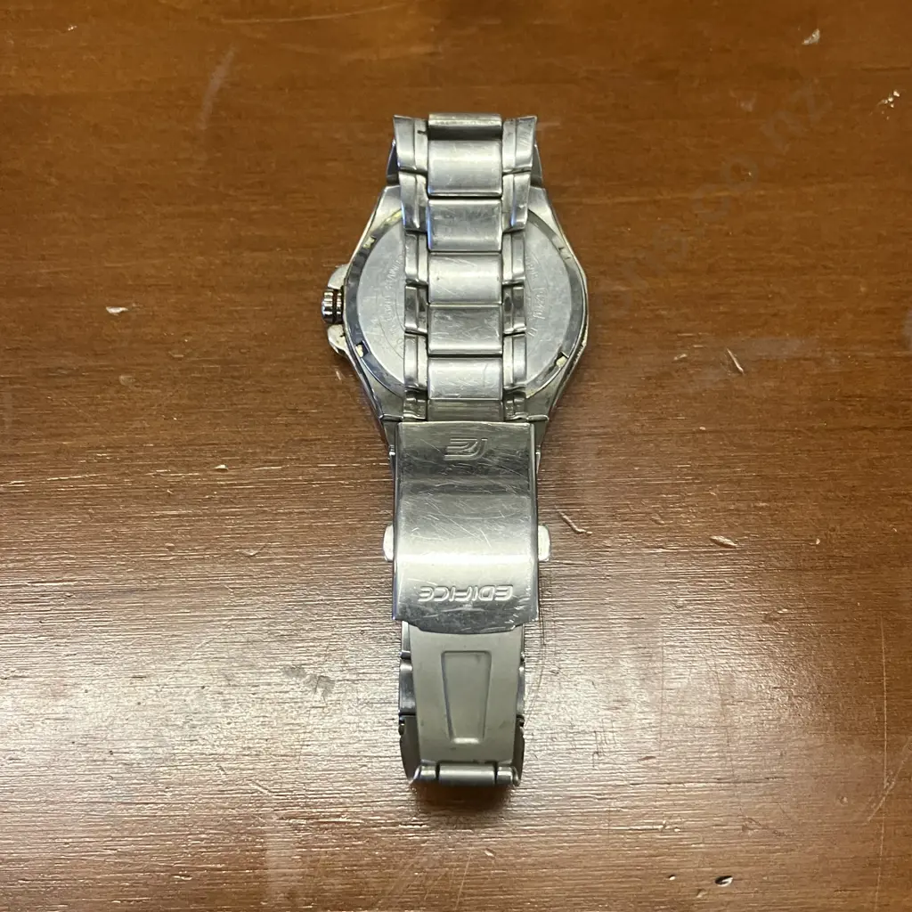 Casio Edifice Mens Watch With Date Model EF 133 With Assorted Jewellery Image 1++