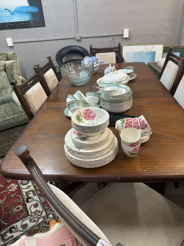 Vintage Oak Extension Dining Table With 6 Chairs Including 2 Carvers Image 1++