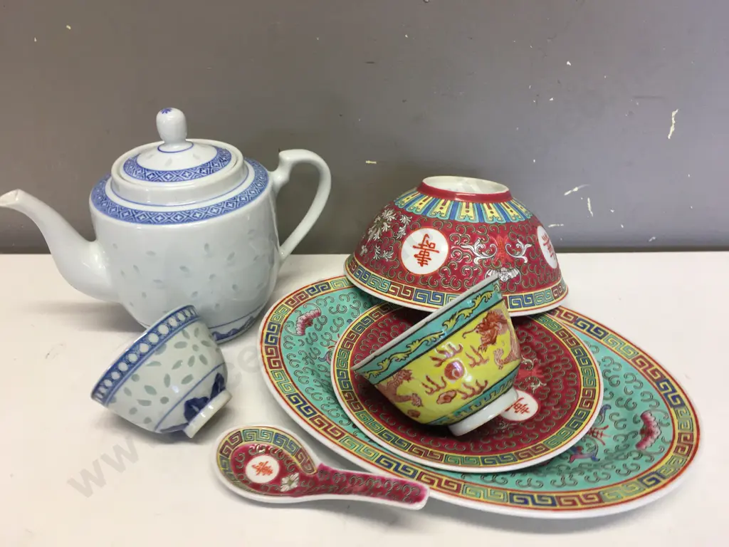 Selection Of Chinese Dishes & Plates Image 1++