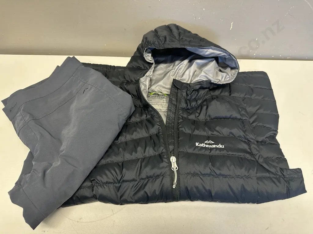 Black Kathmandu 550 Puffer Vest Size 14 With Grey Kathmandu Every Day Pants Size 12 Image 1++