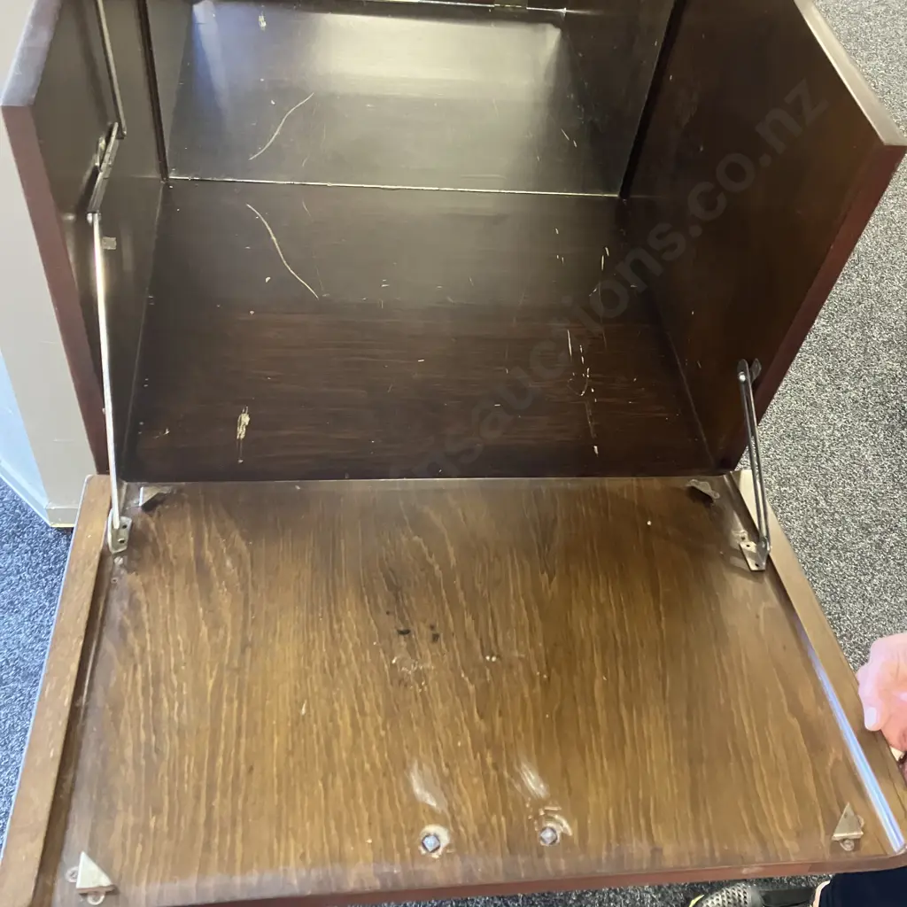 Vintage Cocktail Cabinet. H113 W60 D48cm (As Found Condition) Image 1++