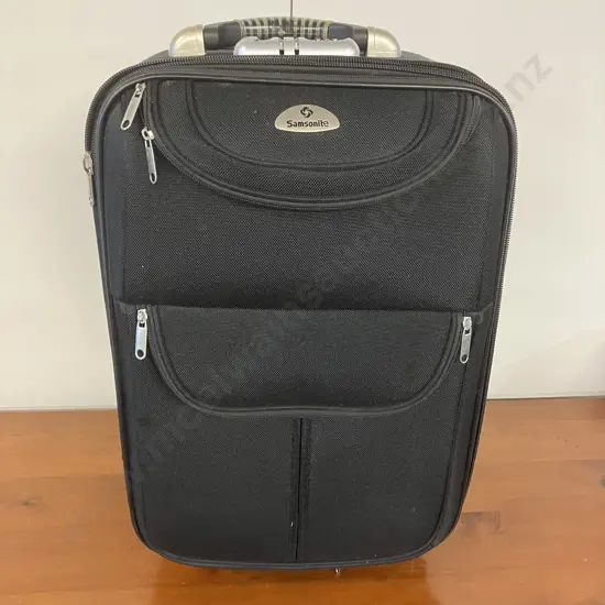Small Samsonite Travel Bag, 2 Wheel, Retracting Handle, Black. H58 W37 D25cm