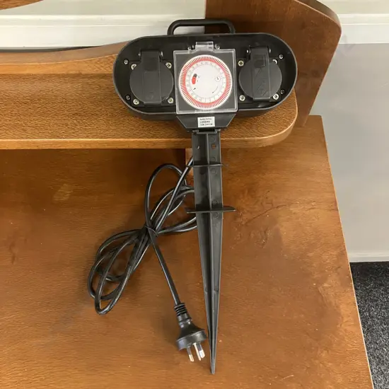 Arlec 2 Outlet Power Garden Stake With Timer - Model PB25