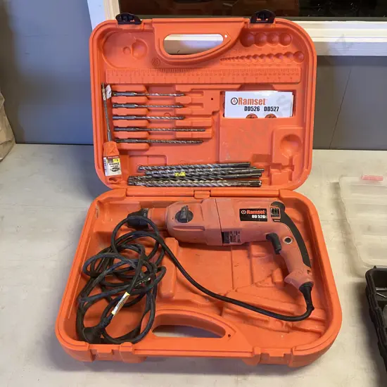 Ramset DynaDrill Rotary Hammer - DD526 With Assorted Drill Bits In Case