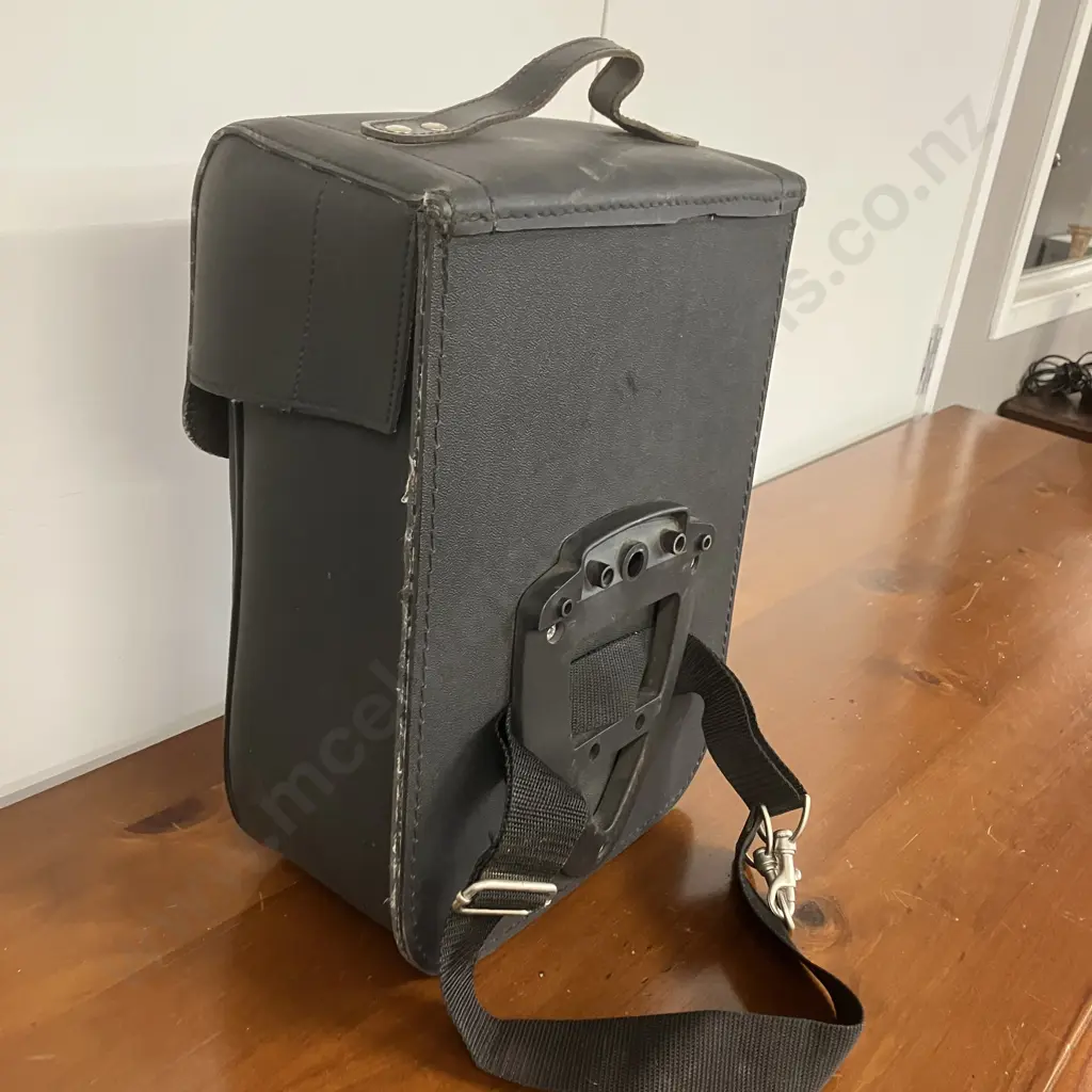 K-Drive Sissybar Click & Lock Bag Image 1++
