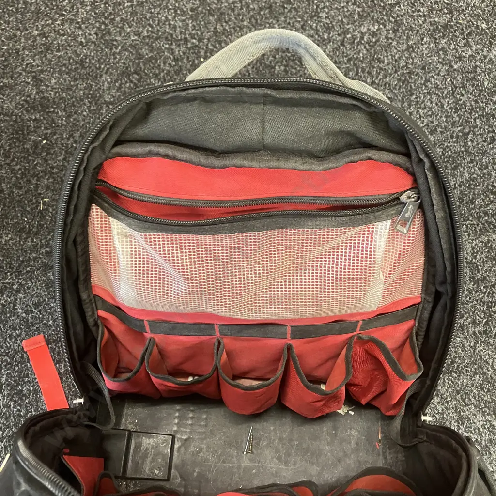 Milwaukee PACKOUT Backpack Image 1++