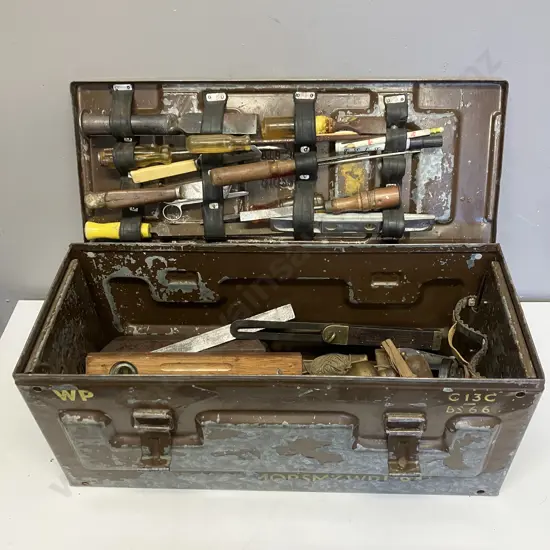 B192 MK1 RTB 1965 81mm Mortar Large Steel Ammo Box With Assorted Vintage Tools, Plumb Bobs, Hand Tools. H26 W59 D23cm
