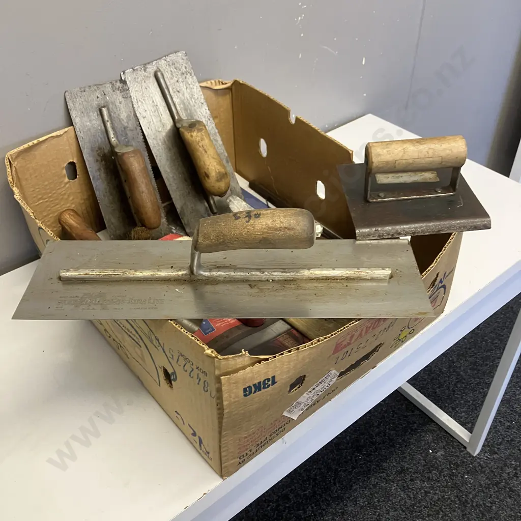 Marshalltown (USA) Xtra Lite Cement Finishing Trowel & Edging Trowel, Assorted Trowels, Edgers, Pointers, Brushes Etc Image 1++