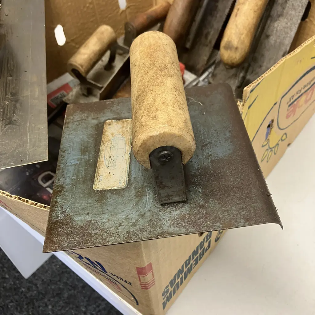 Marshalltown (USA) Xtra Lite Cement Finishing Trowel & Edging Trowel, Assorted Trowels, Edgers, Pointers, Brushes Etc Image 1++