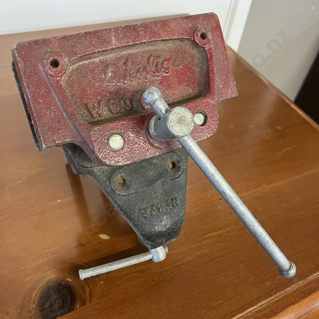 Venlic W60 Woodworking Table Clamp Vise - Japan Image 1++