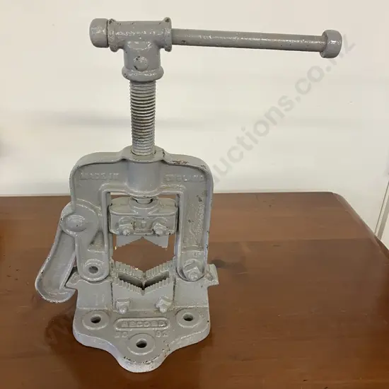 Vintage Record No. 92 Pipe Yoke Vise - Made in England