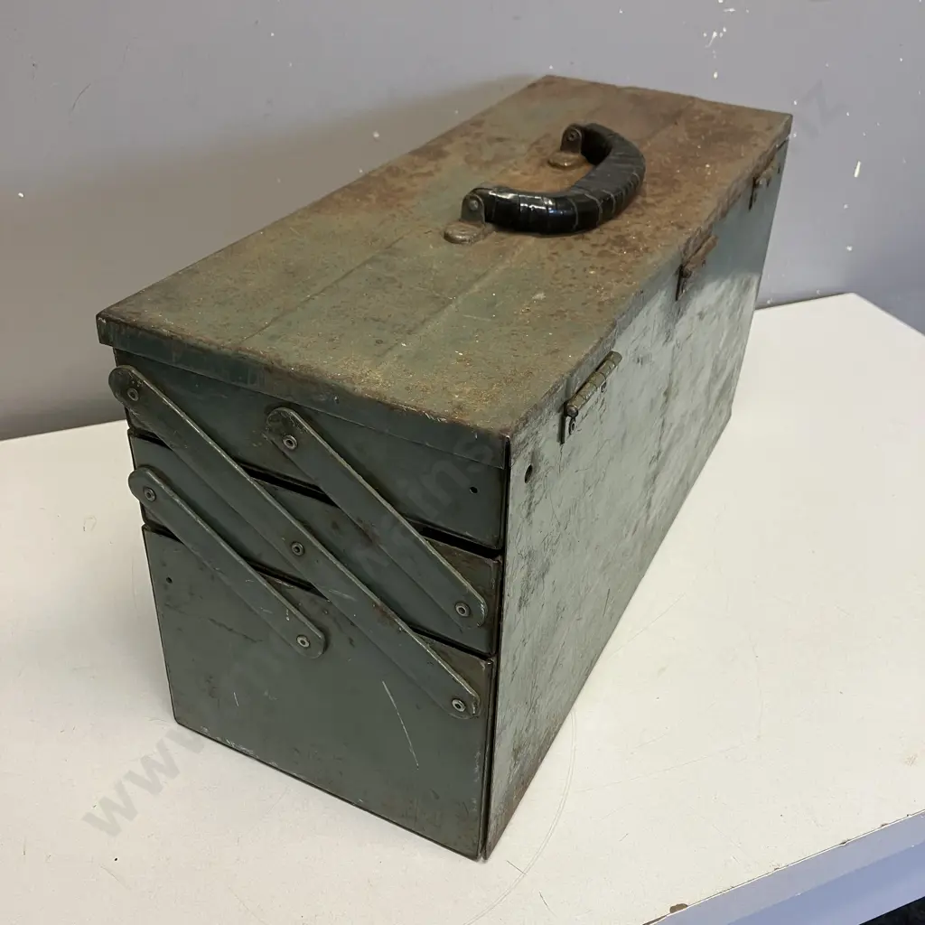 Steel Cantilevered Tool Box And Tools. H24 W46 D18cm Image 1++