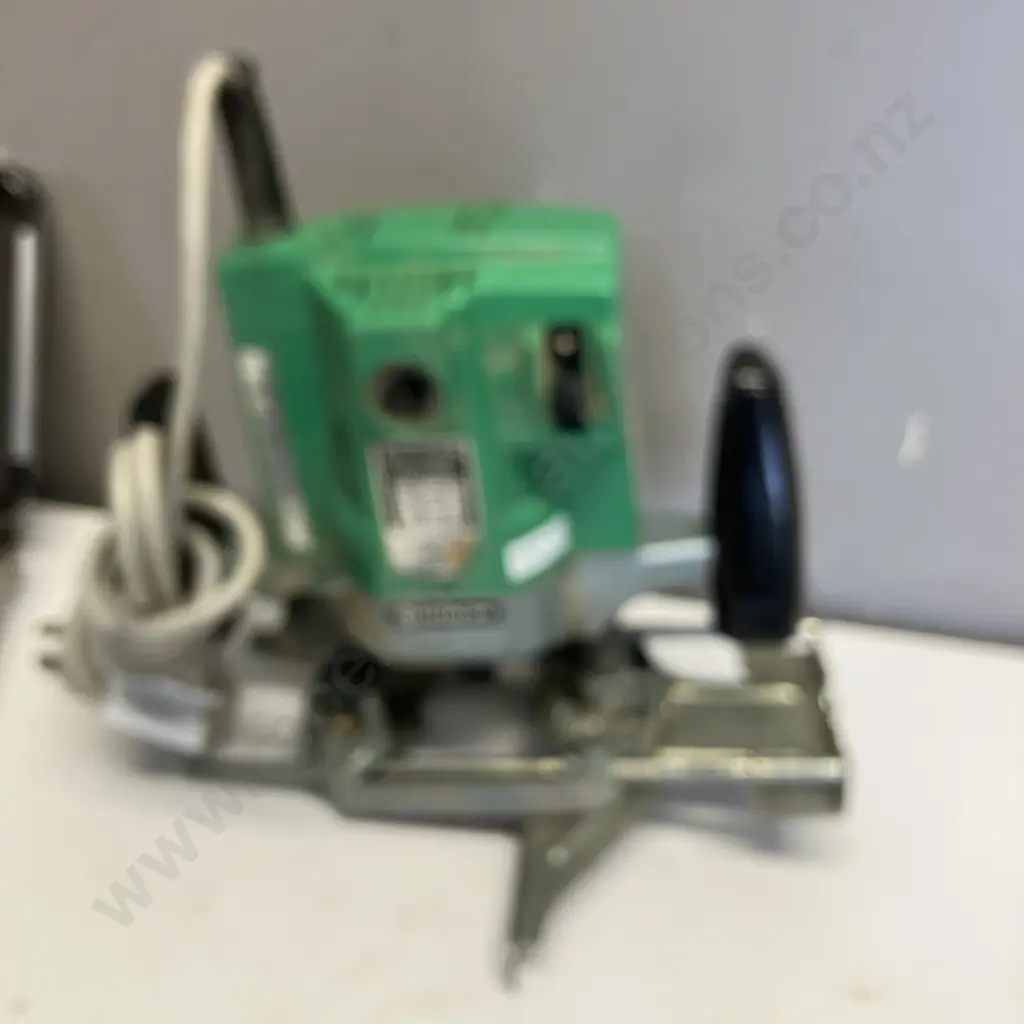 Hitachi TR-8 Electric Router, Router Bits In Case, Hitachi FDV 20VA Electric Impact Drill Image 1++