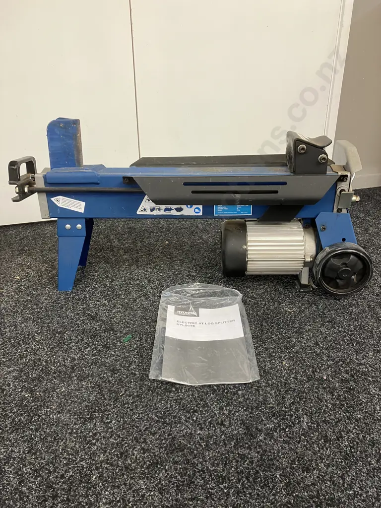 Hyundai Electric Log Splitter (6T) 2200W - Model HYLS6TE With Instructions Image 1++