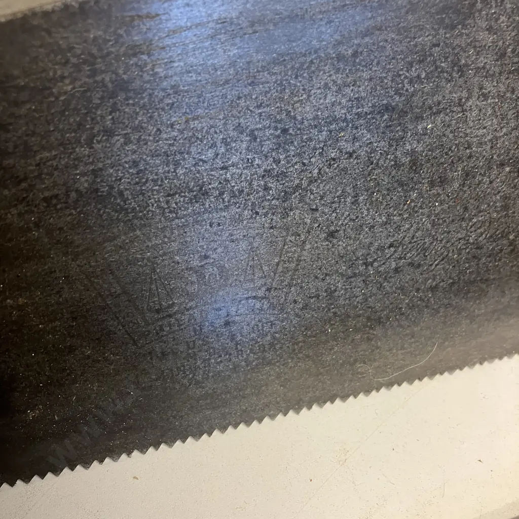 Disston Handsaws - Disston PHILA Medallion D-8 (1917-1940) D-8 Dual Grip (Thumbhole) Disston & Sons PHILADA D-7 Image 1++
