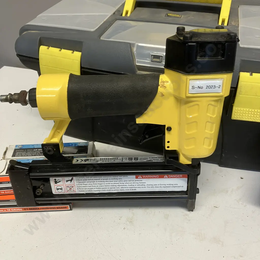 SuperWorks Air Brad Nailer, Brad Packs, Stanley Toolbox & Ozito Orbital Sander 1/3 Sheet Image 1++