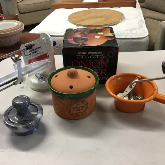 Mortar & Pestle, Settlers Garlic Container, Apple Peeler, Onion Cooker, Mouli Baby