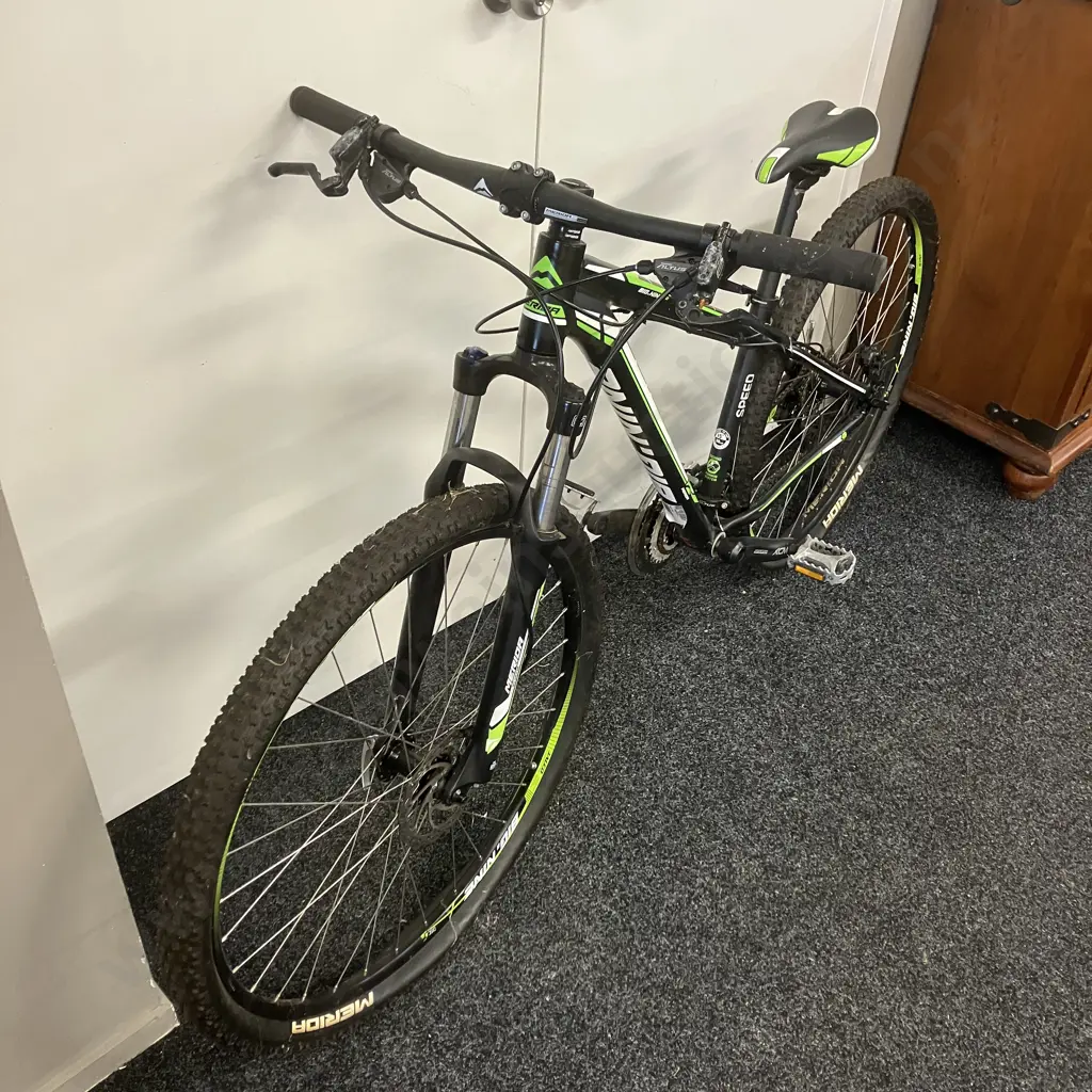 Merida Big Nine 40 Mountain Bike - Black / Green / White Colours Image 1++