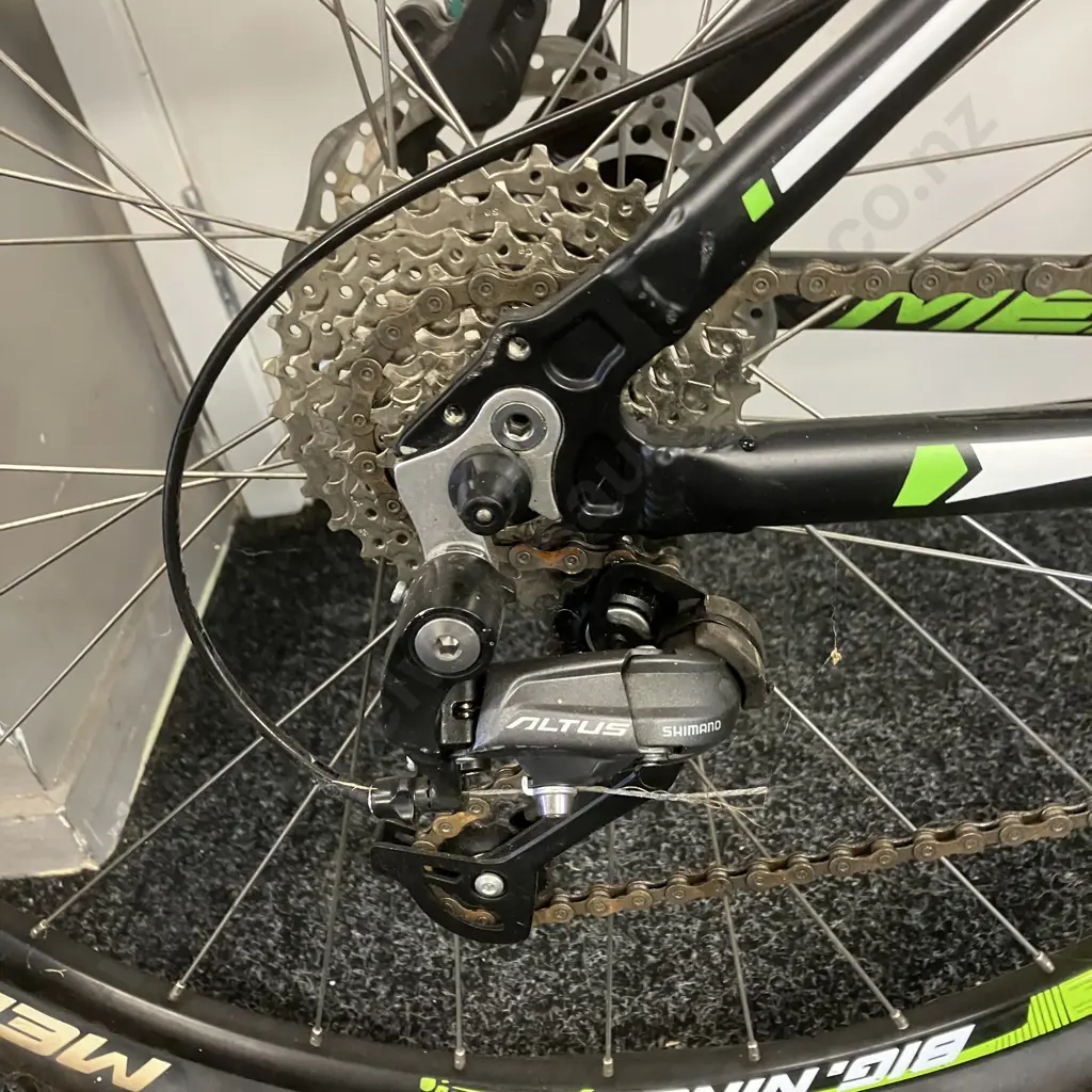 Merida Big Nine 40 Mountain Bike - Black / Green / White Colours Image 1++
