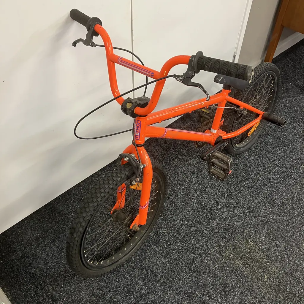 Giant Method BMX Bike Image 1++