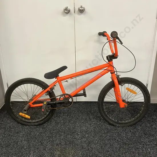 Giant Method BMX Bike
