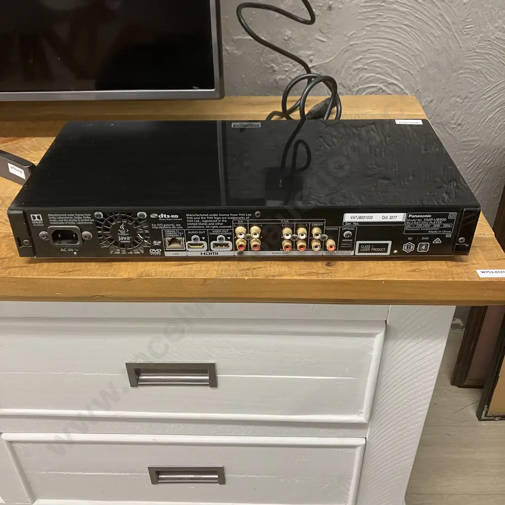 Panasonic DMP-UB900 4K Ultra HD Blu-ray Media Player With Remote Control Image 1++