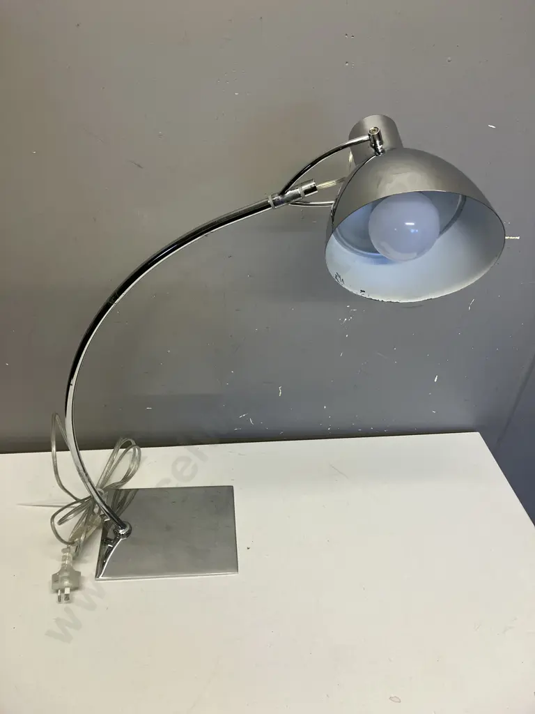 Stylux Desk Lamp, Model T-728 Image 1++