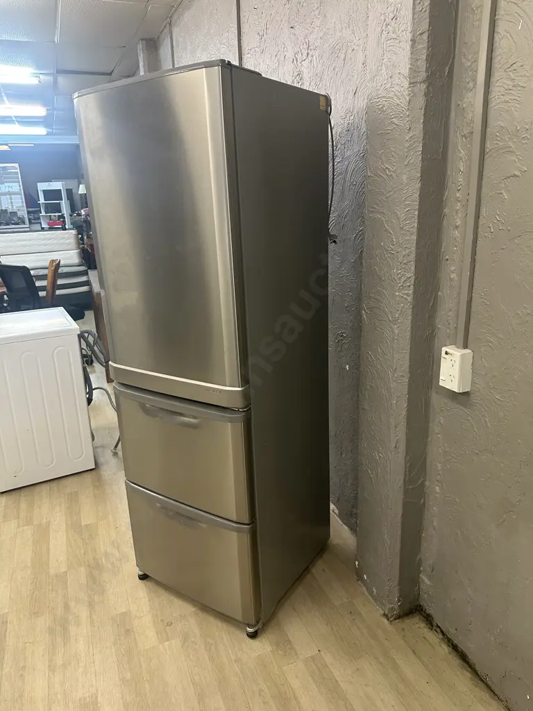 Mitsubishi Electric 415L Multi Drawer Fridge Freezer - Stainless Steel, Model MR-CU415T-ST-A Image 1++
