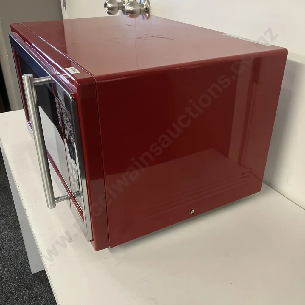 Breville Microwave Oven In Red - Model BMO300CB/A Image 1++