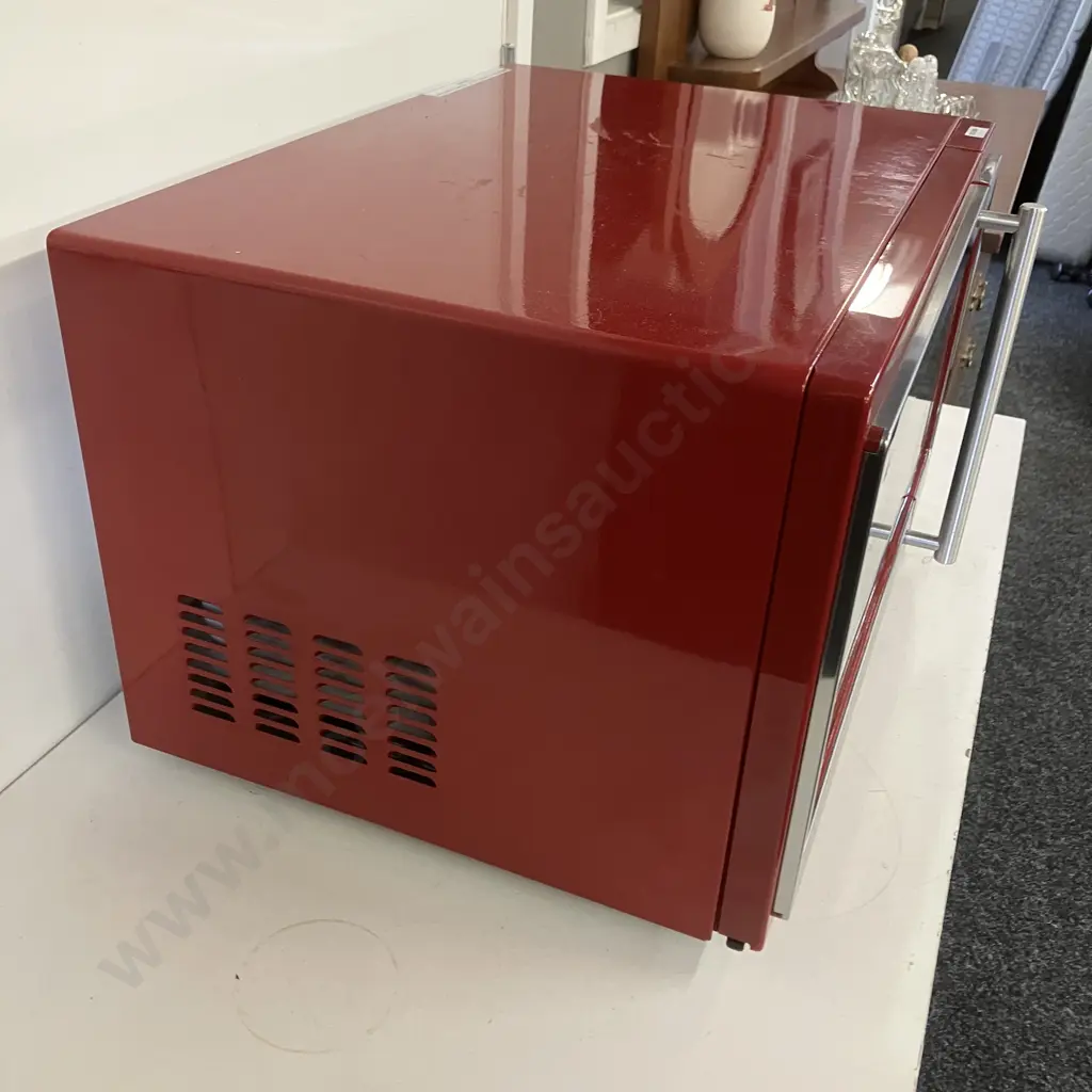 Breville Microwave Oven In Red - Model BMO300CB/A Image 1++