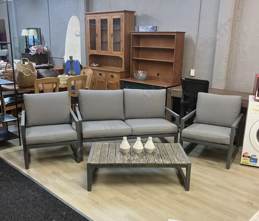 Outdoor 2 Seater Sofa With 2 Armed Chairs & Coffee Table Image 1++