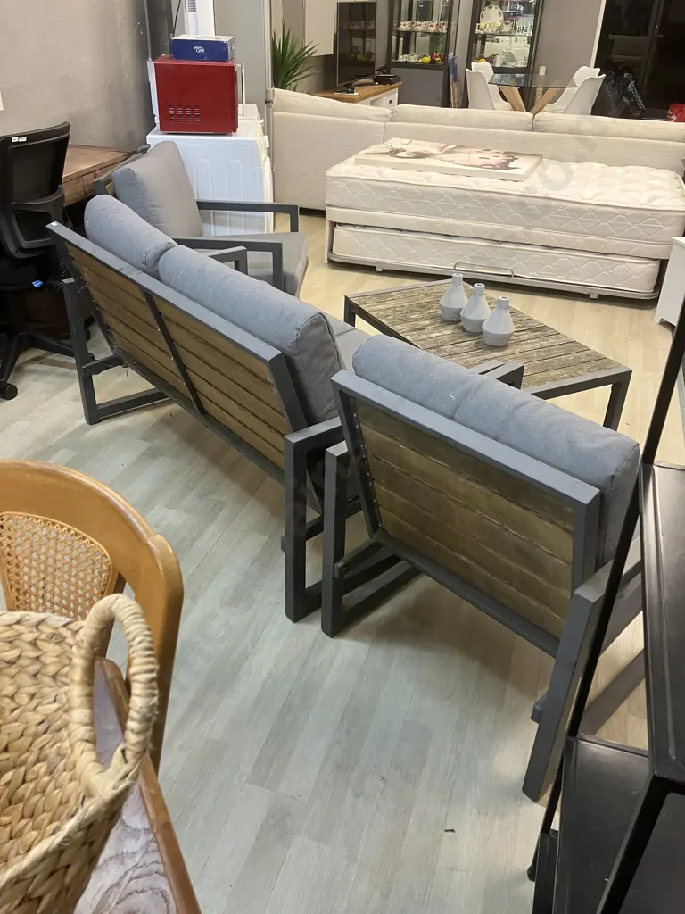 Outdoor 2 Seater Sofa With 2 Armed Chairs & Coffee Table Image 1++