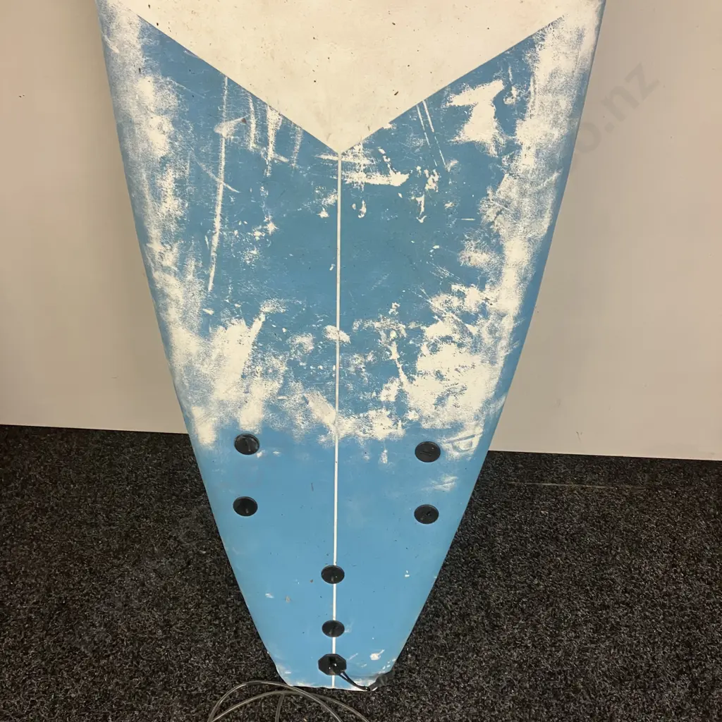 Mokau Malibu Surfboard. 210cm & New Mokau 41" Slick Bottom Body Board Blue Image 1++
