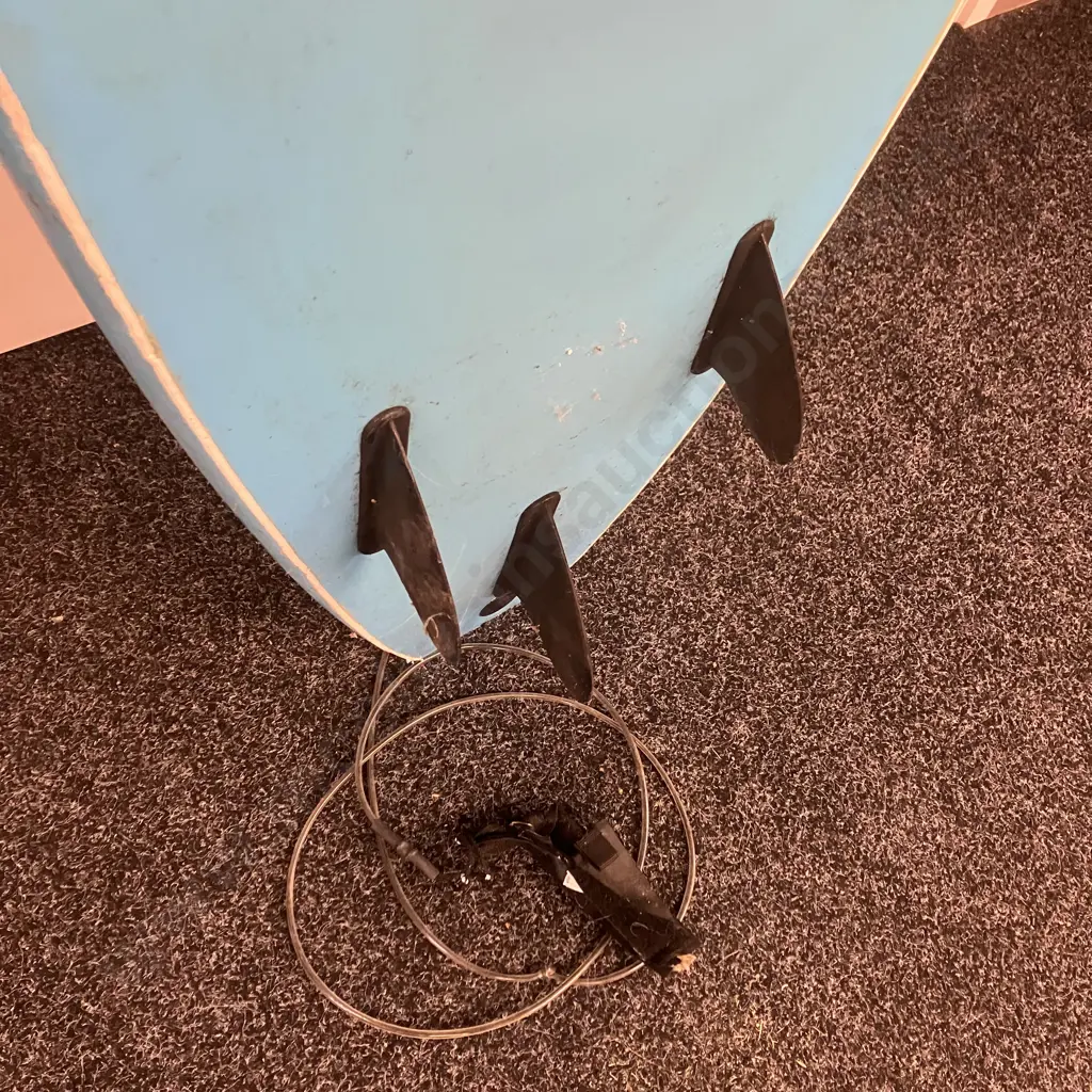 Mokau Malibu Surfboard. 210cm & New Mokau 41" Slick Bottom Body Board Blue Image 1++