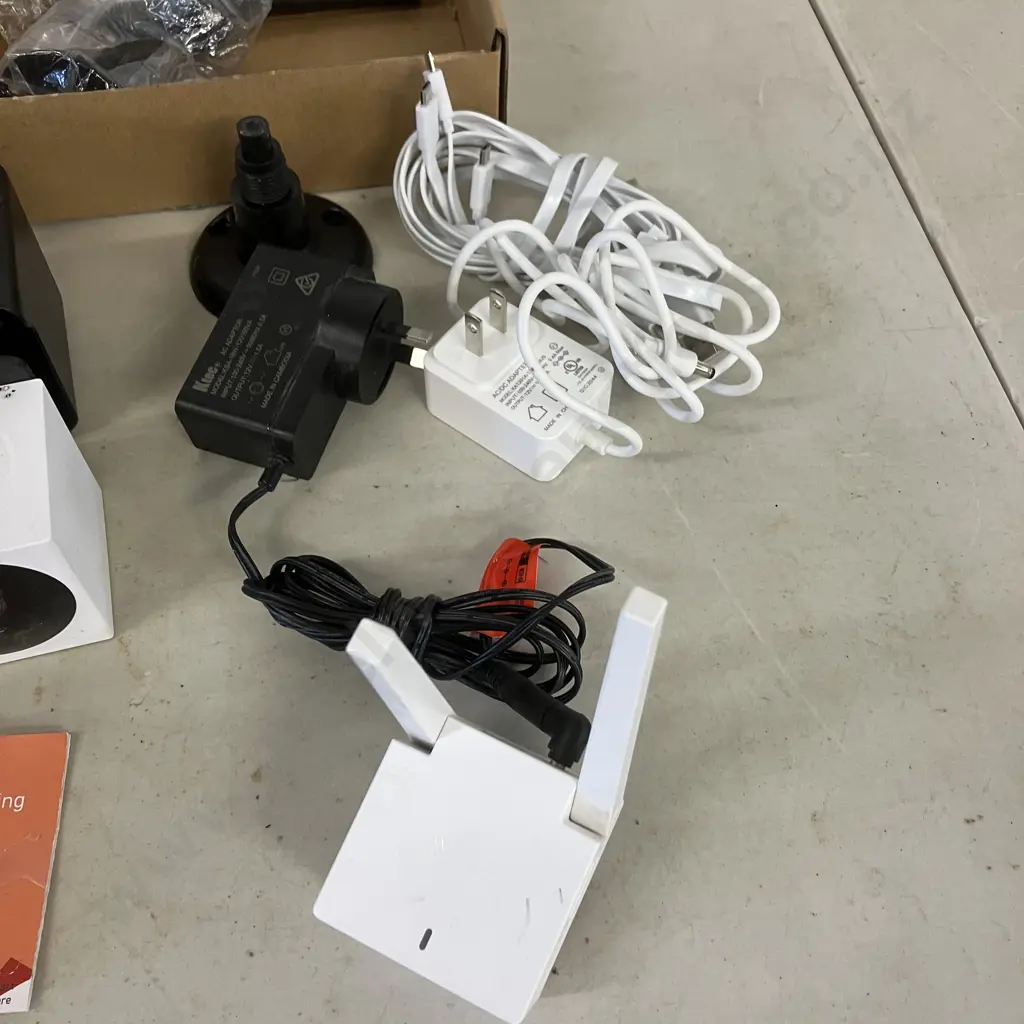 WYZE Cam Security Cameras x 3, WVOD1 With Mounts, Base Station WVODB , 3 x 3.3V New Solar Panels, V5 Video Door Bell Etc Image 1++
