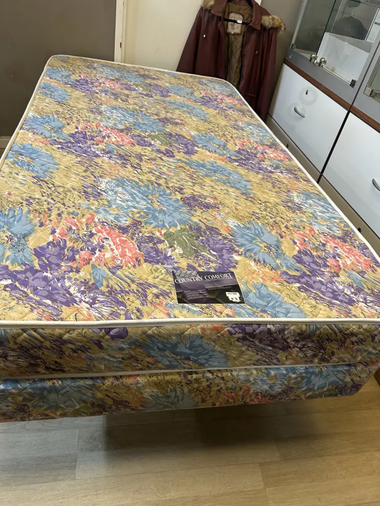 Country Comfort King Single Mattress & Base Image 1++