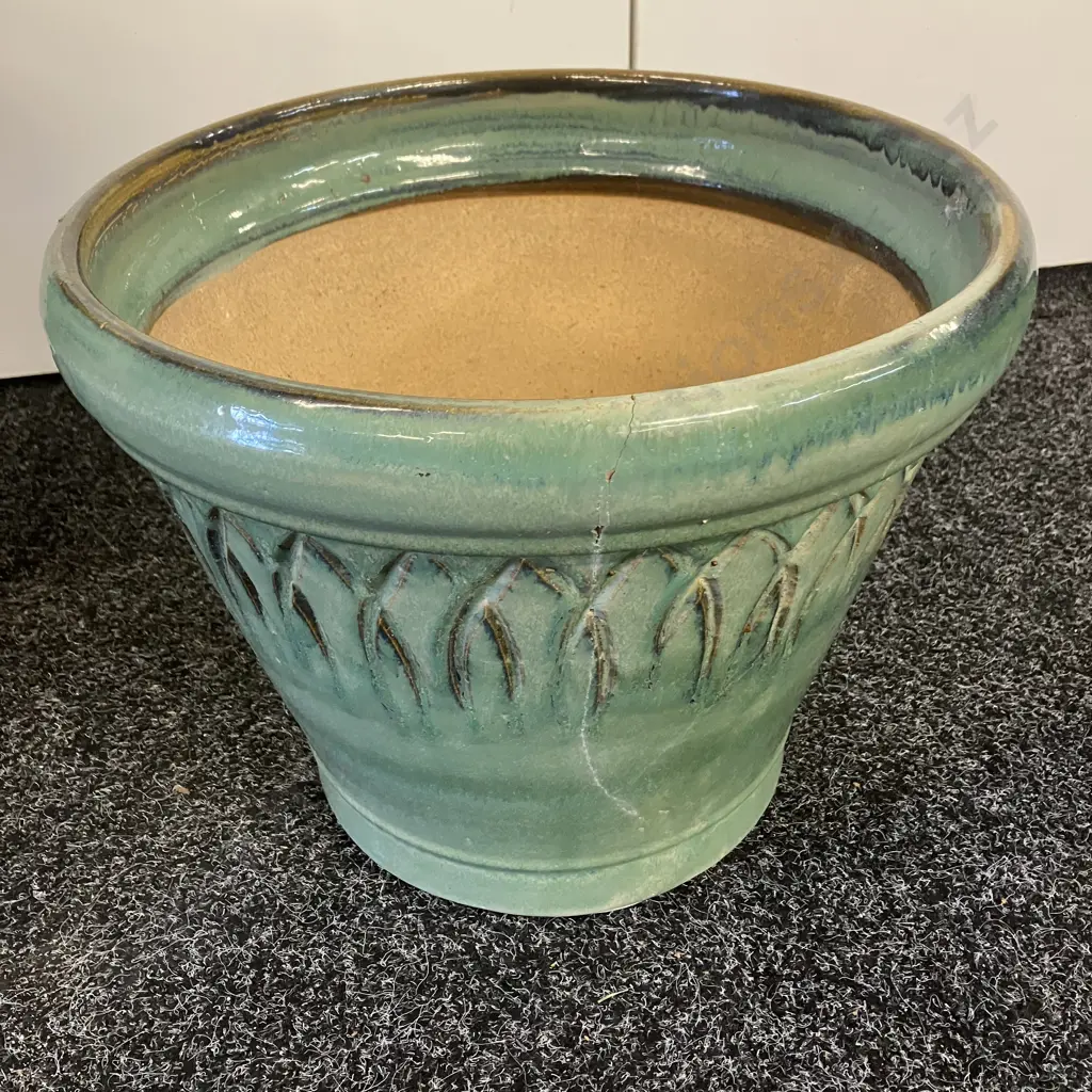 Light Green Glazed Plant Pots - 41 x 32cm & 30 x 37cm (AF) Image 1++