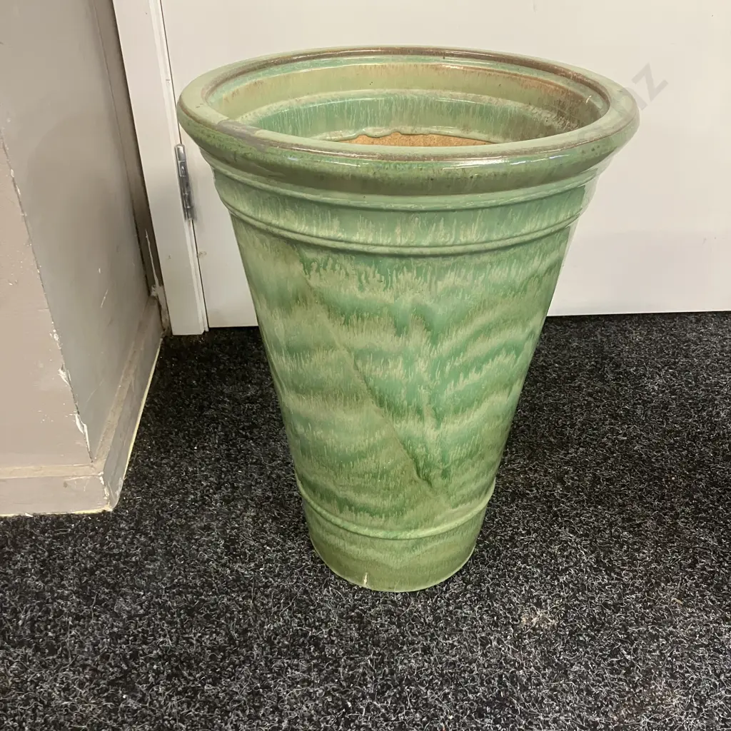 Light Green Glazed Plant Pots - 41 x 32cm & 30 x 37cm (AF) Image 1++