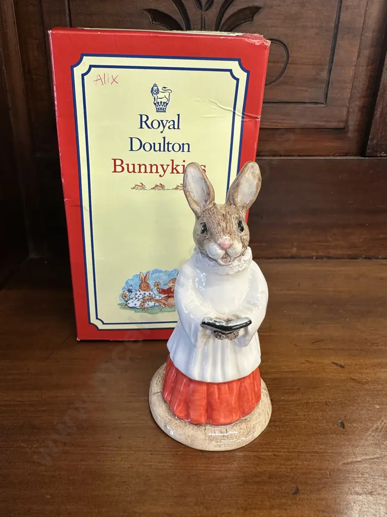 Royal Doulton Bunnykins Figure - DB223 Choir Singer Bunnykins, Boxed Image 1++