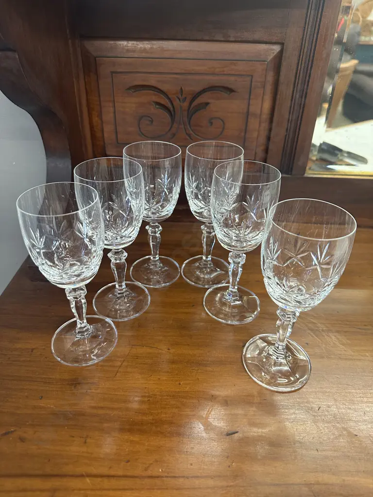 Set of Six Crystal Wine Glasses Image 1++
