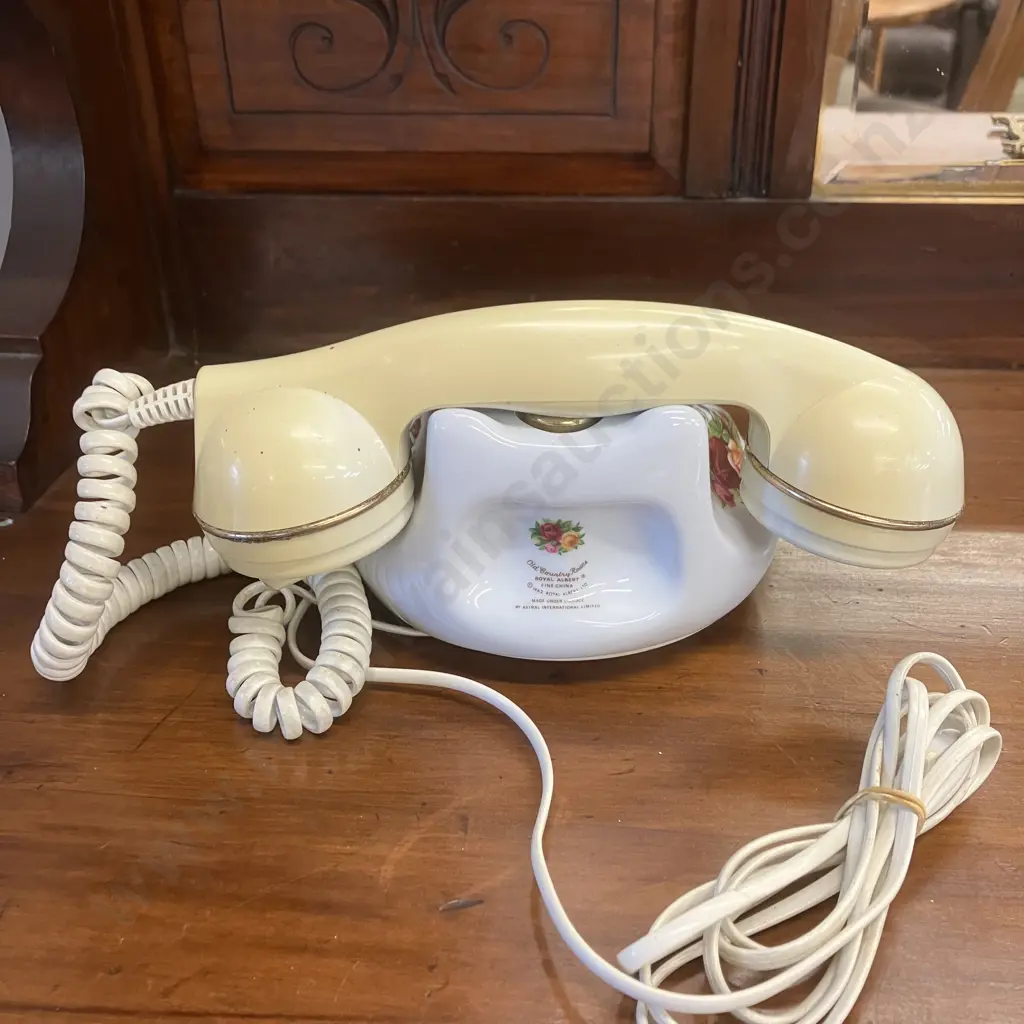 Rare Royal Albert Old Country Roses Fine China Telephone, 1962 Image 1++