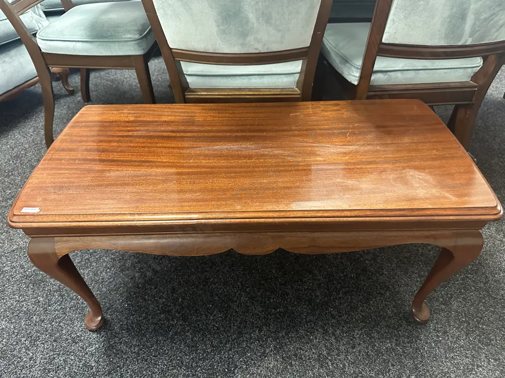 Mahogany Queen Anne Style Rectangular Coffee Table, Cabriole Legs. H42 W95.5 D45cm Image 1++
