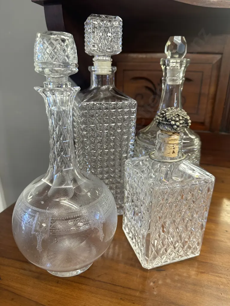 Vintage Cut Glass & Crystal Decanters x4 Image 1++