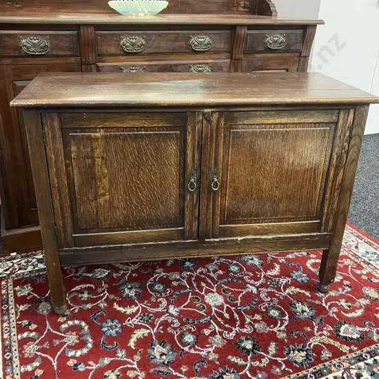 Antique Oak 2 Door Sideboard. H77 W109 D46cm
