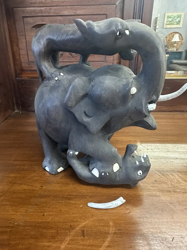 Sculpture Of An Elephant & Tiger On Back & Underneath (As Found) H17.5cm Image 1++