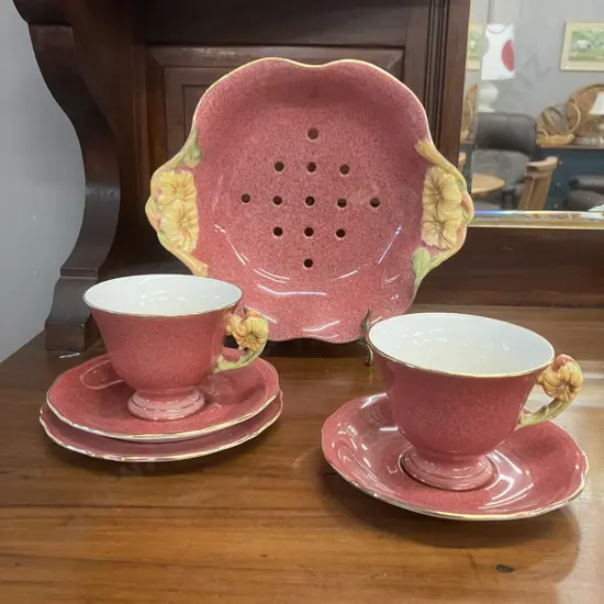 Royal Winton Petunia Trio, Duo & Draining Bowl