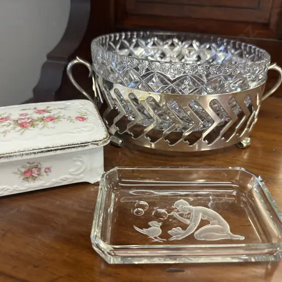Handled Silver Plate Serving Carrier With Crystal Bowl. 8.5 x 19cm, With Paragon Lidded Trinket Pot & Glass Dish