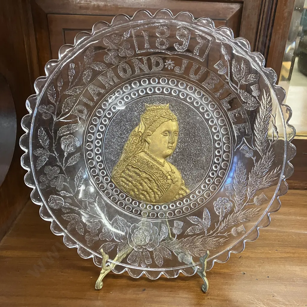Queen Victoria 1897 Diamond Jubilee Pressed Glass Plate & Bowl Image 1++